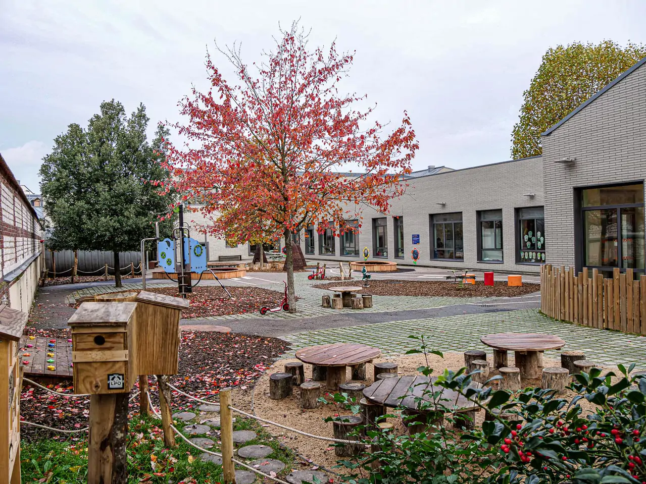 Végétalisation de cours d’écoles à Rouen 1