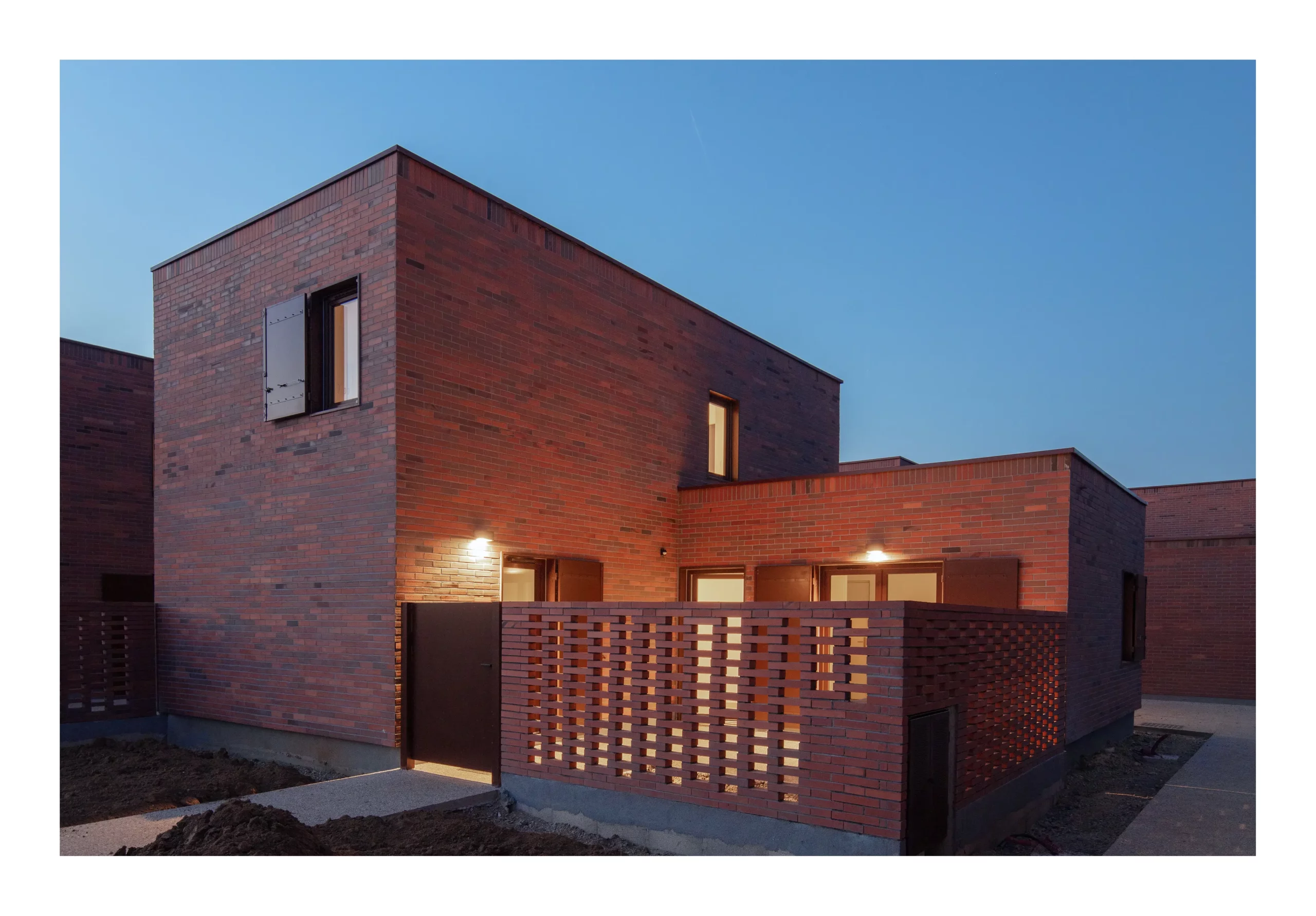 Gendarmerie et logements à Saint Germain Les Corbeils 1