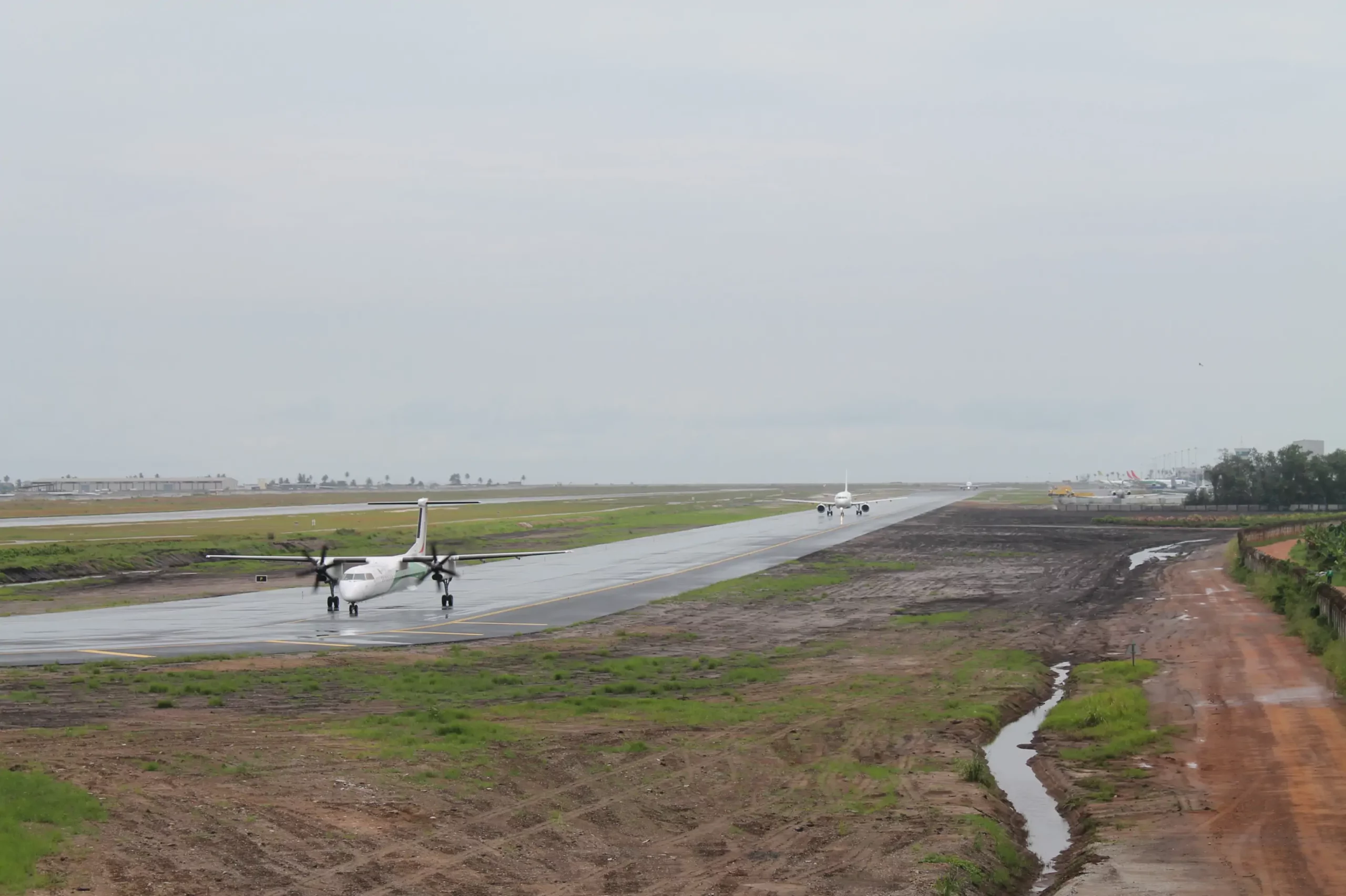 Aéroport d'Abidjan 9